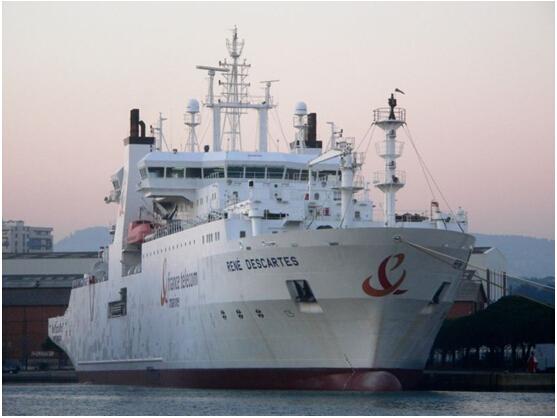 [科技不怕問(wèn)]海底光纜是怎么鋪設(shè)的？